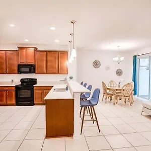 https://east-orlando-themed-townhome-w-pool-access.thedaytonabeachhotels.com