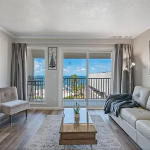 https://stunning-bay-views-from-your-private-balcony.hotelstampa.org